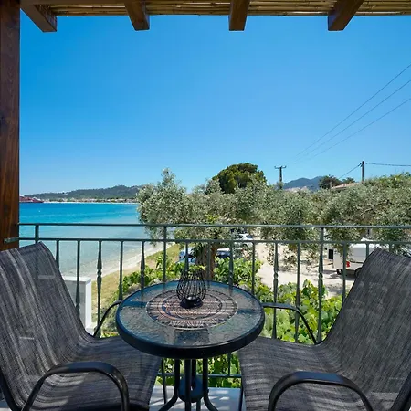 Aigialos Apartament *