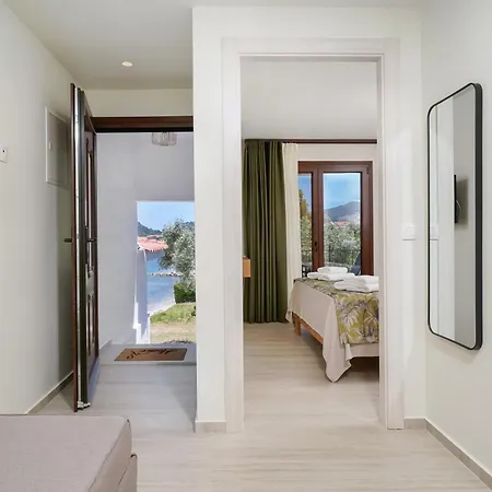 Aigialos Apartament *