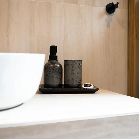 Apartament Aigialos *